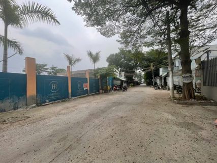 Bán đất mặt tiền Đường 1 Hiệp Bình Chánh, DT 618m2 ngang 40m, xây được 11 tầng. Cách QL 13 60m